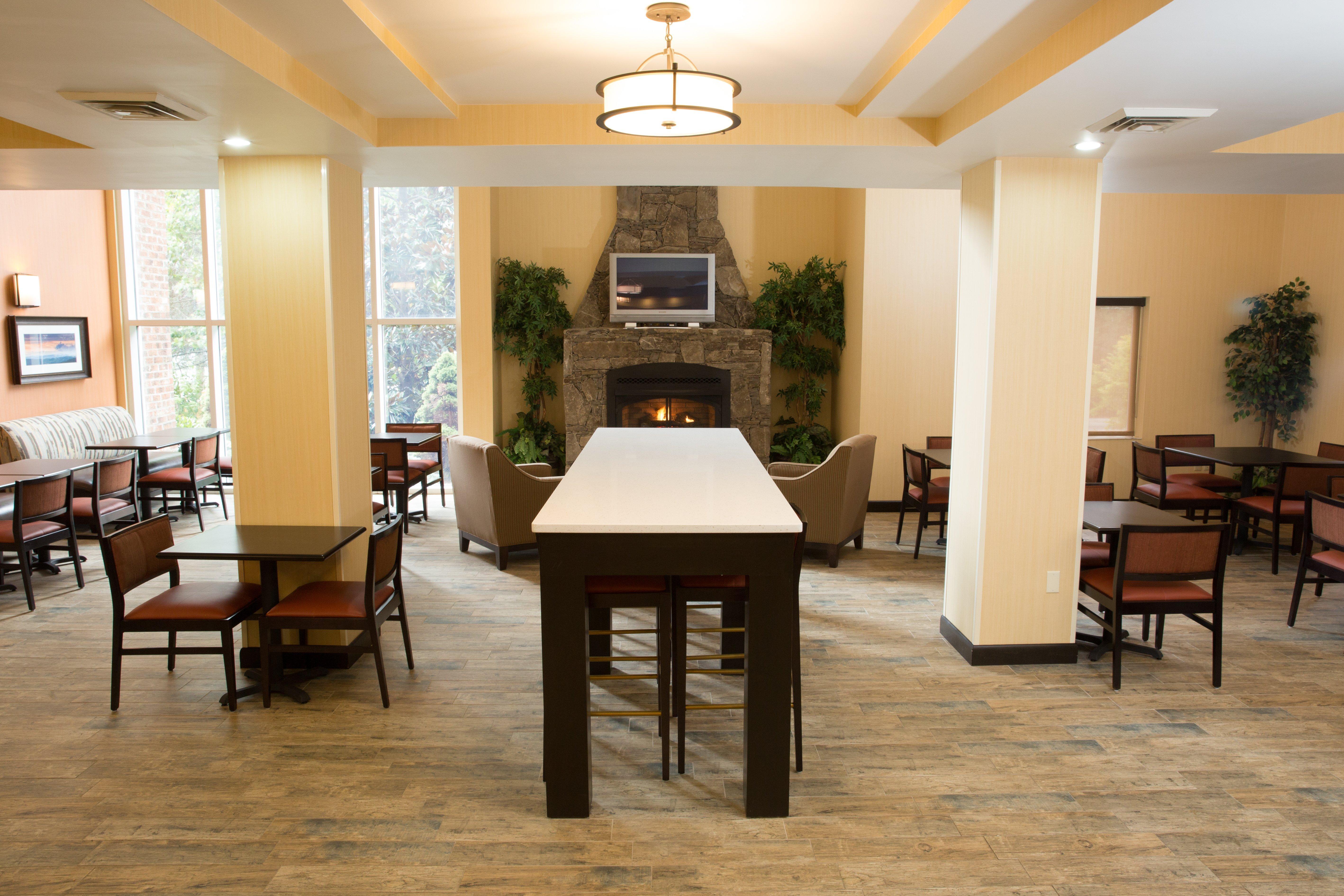 Holiday Inn Express Hotel & Suites Cherokee-Casino By Ihg Eksteriør billede